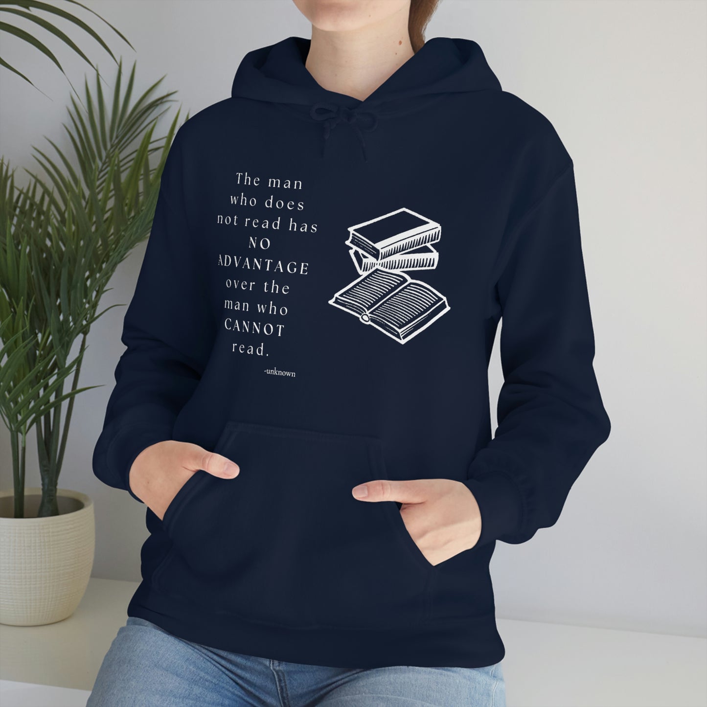 Man who cannot read - Unisex Heavy Blend™ Hooded Sweatshirt